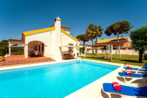 Beach Villa with Private Pool, Garden, BBQ, Near Golf